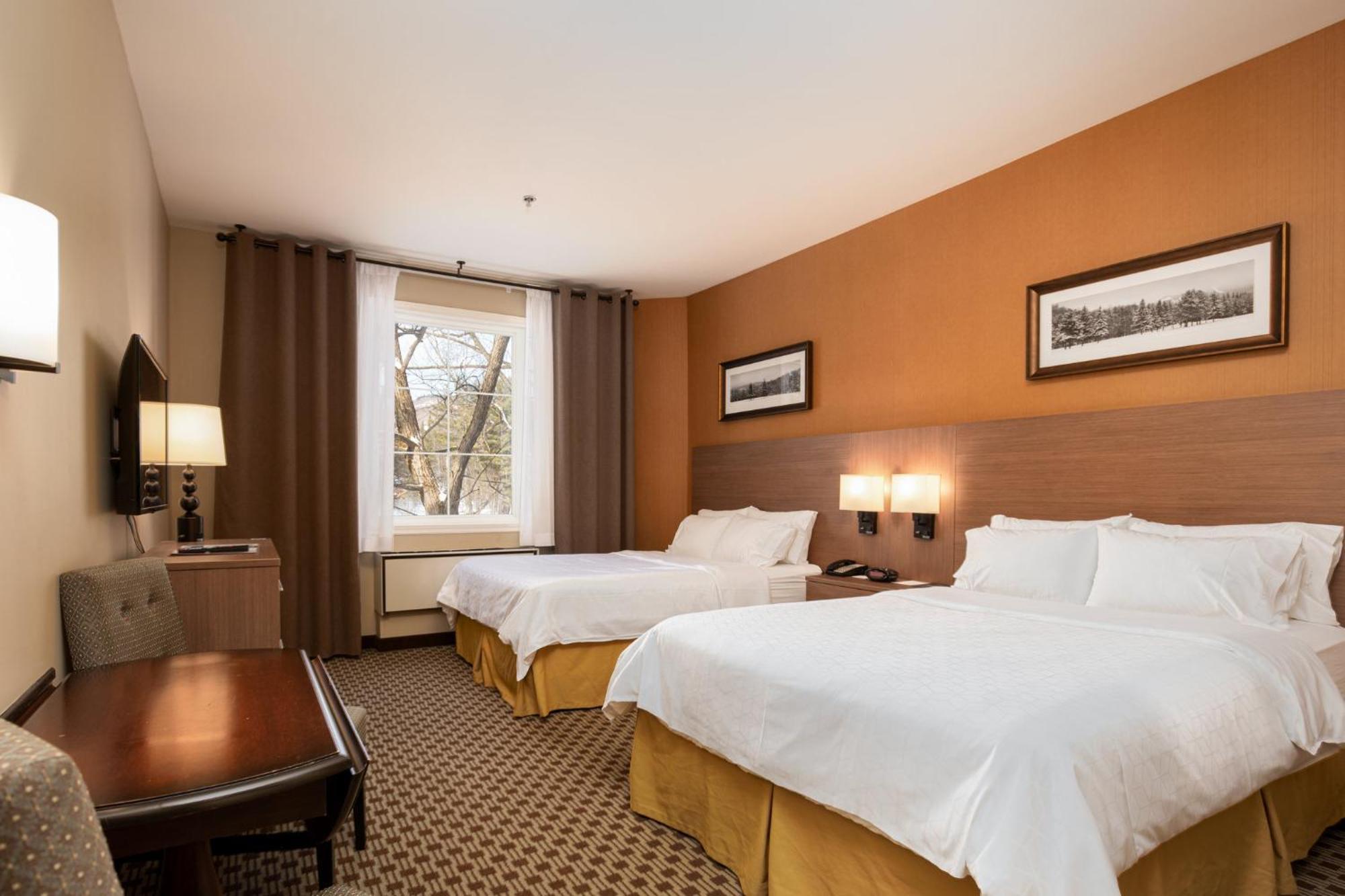 Holiday Inn Express & Suites Tremblant By Ihg Mont-Tremblant Dış mekan fotoğraf