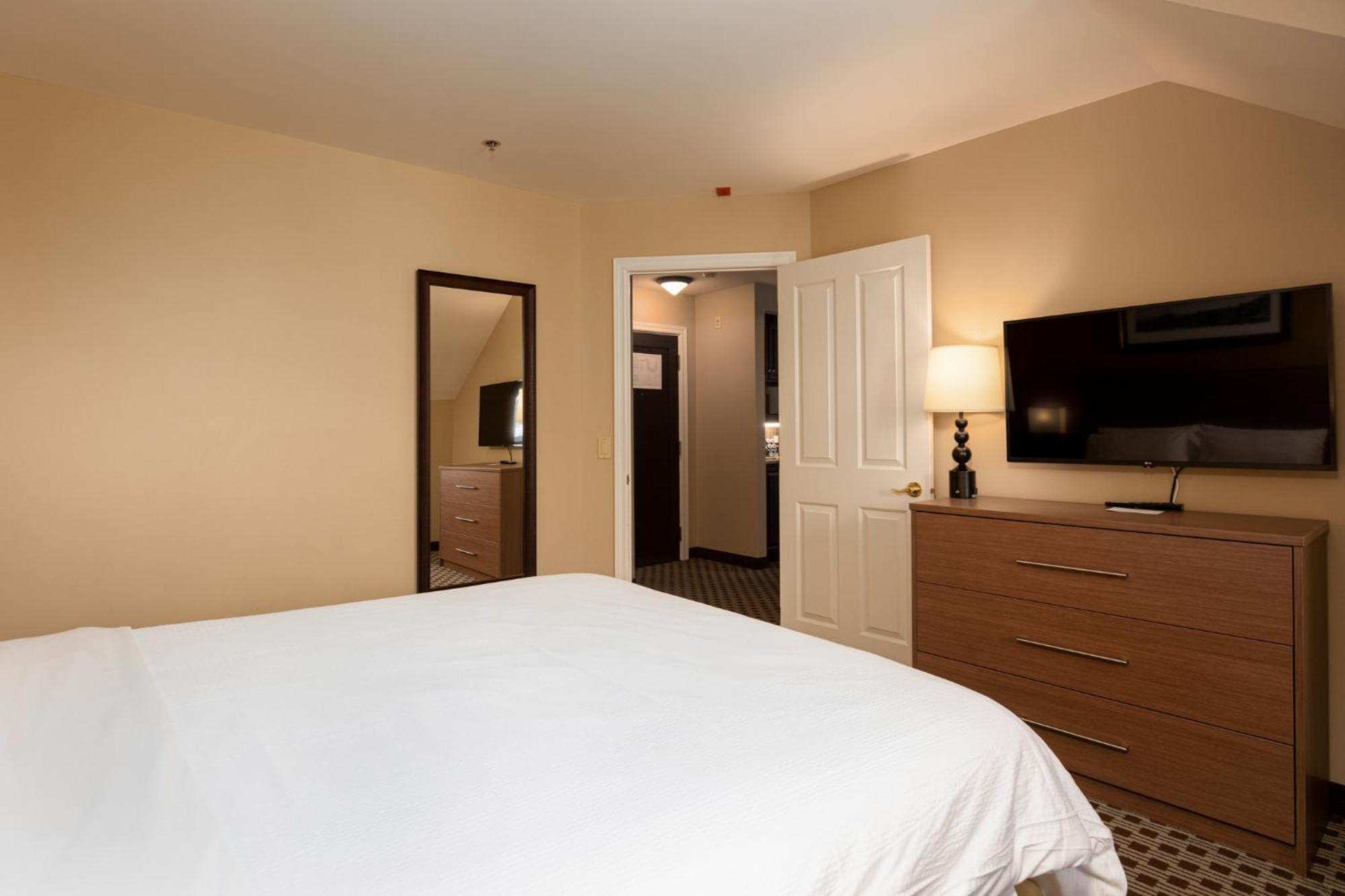 Holiday Inn Express & Suites Tremblant By Ihg Mont-Tremblant Dış mekan fotoğraf