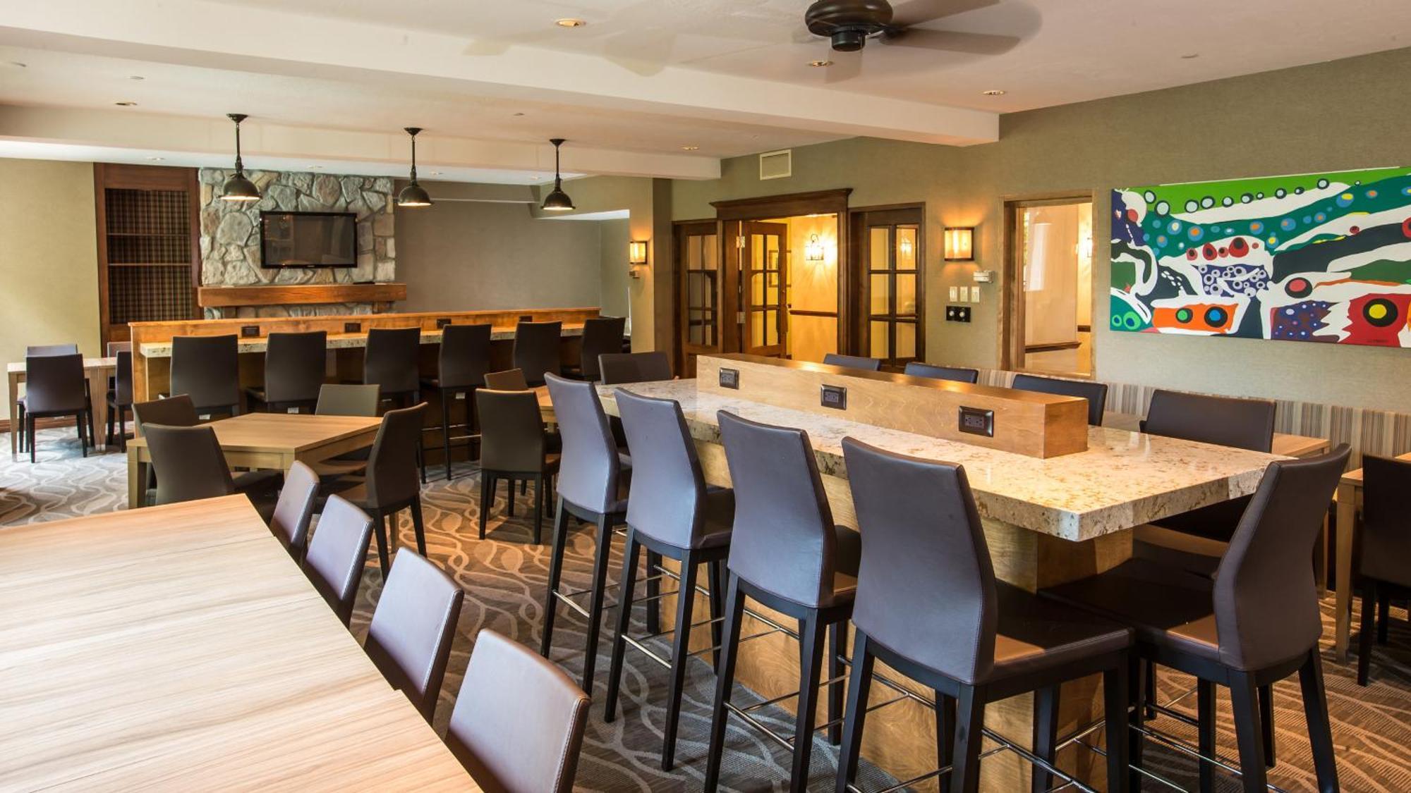 Holiday Inn Express & Suites Tremblant By Ihg Mont-Tremblant Dış mekan fotoğraf